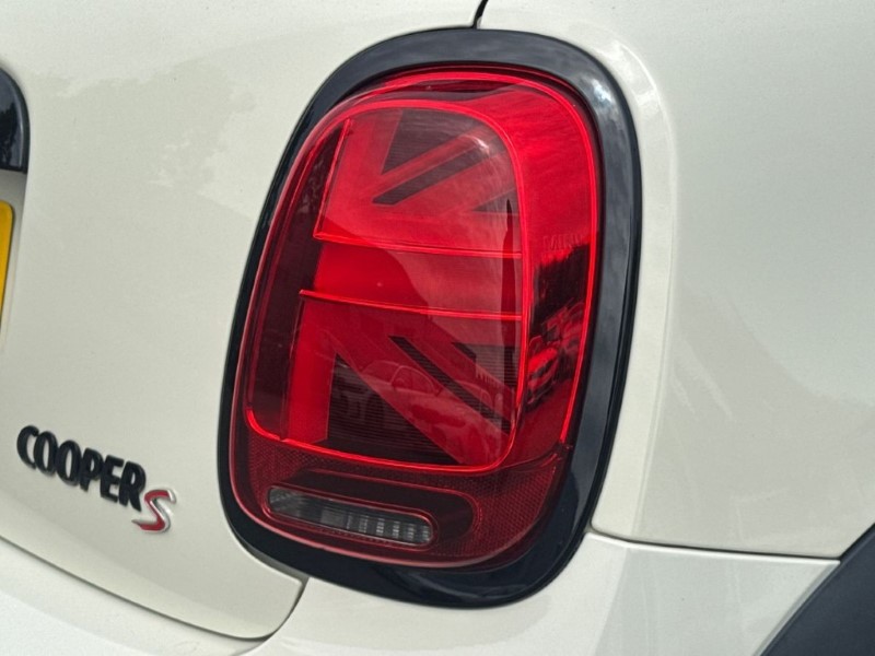 2021 (21) MINI HATCHBACK 2.0 Cooper S Sport 3dr Auto 5507395