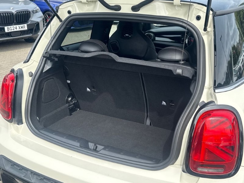 2021 (21) MINI HATCHBACK 2.0 Cooper S Sport 3dr Auto 5507387