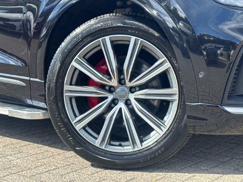 2018 (68) AUDI Q8 50 TDI Quattro S Line 5dr Tiptronic 5526147