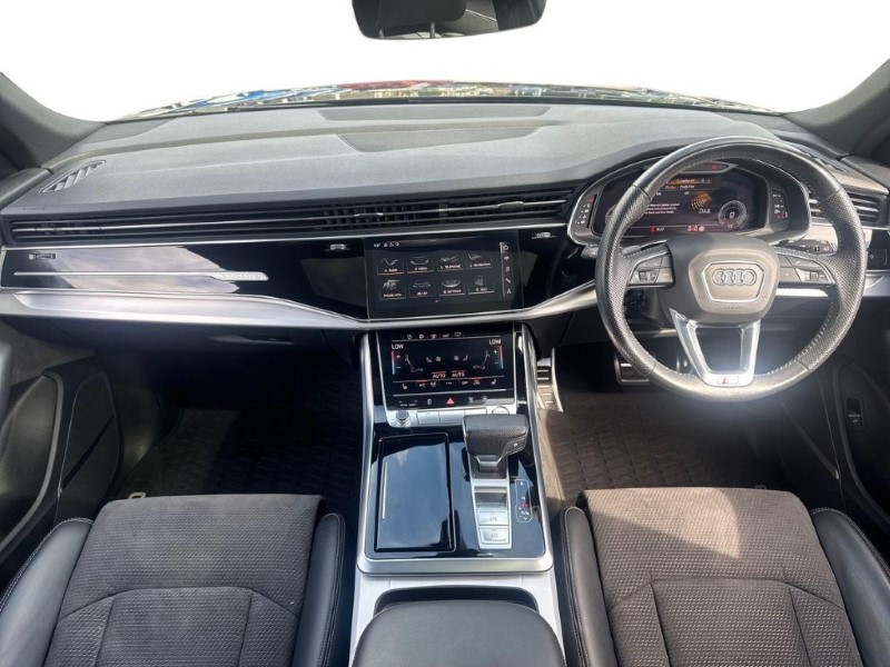 2018 (68) AUDI Q8 50 TDI Quattro S Line 5dr Tiptronic 5526103