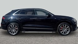 2018 (68) AUDI Q8 50 TDI Quattro S Line 5dr Tiptronic 5526102