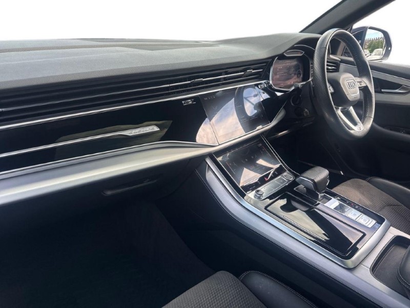 2018 (68) AUDI Q8 50 TDI Quattro S Line 5dr Tiptronic 5526106