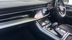 2018 (68) AUDI Q8 50 TDI Quattro S Line 5dr Tiptronic 5526106