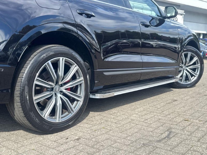 2018 (68) AUDI Q8 50 TDI Quattro S Line 5dr Tiptronic 5526151