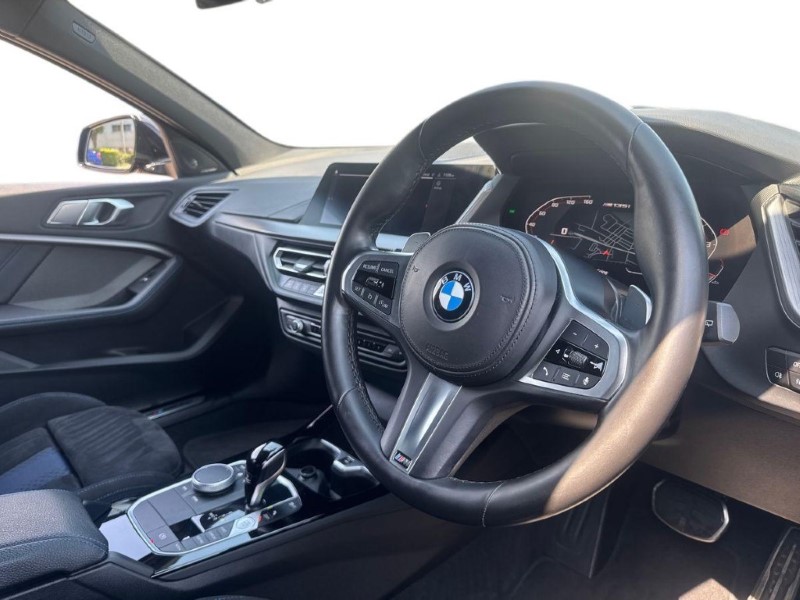 2022 (72) BMW 1 SERIES M135i xDrive 5dr Step Auto 5549004