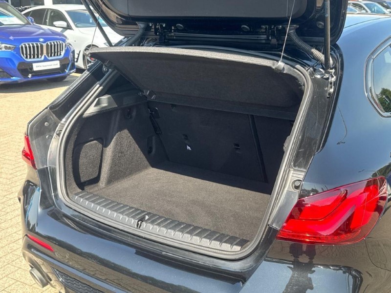 2022 (72) BMW 1 SERIES M135i xDrive 5dr Step Auto 5549035