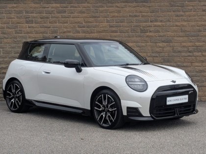 2025 (75) MINI COOPER 135kW E Sport 41kWh 3dr Auto