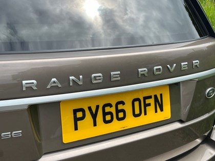 2016 (66) LAND ROVER RANGE ROVER 3.0 TDV6 Vogue SE 4dr Auto