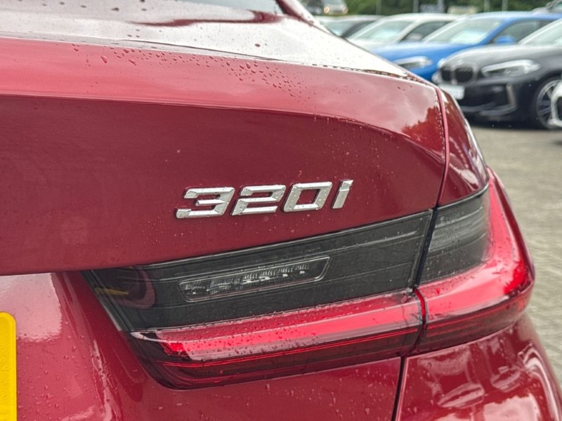 2025 (25) BMW 3 SERIES 320i M Sport 4dr Step Auto 5466057