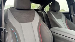 2025 (25) BMW 3 SERIES 320i M Sport 4dr Step Auto 5466037