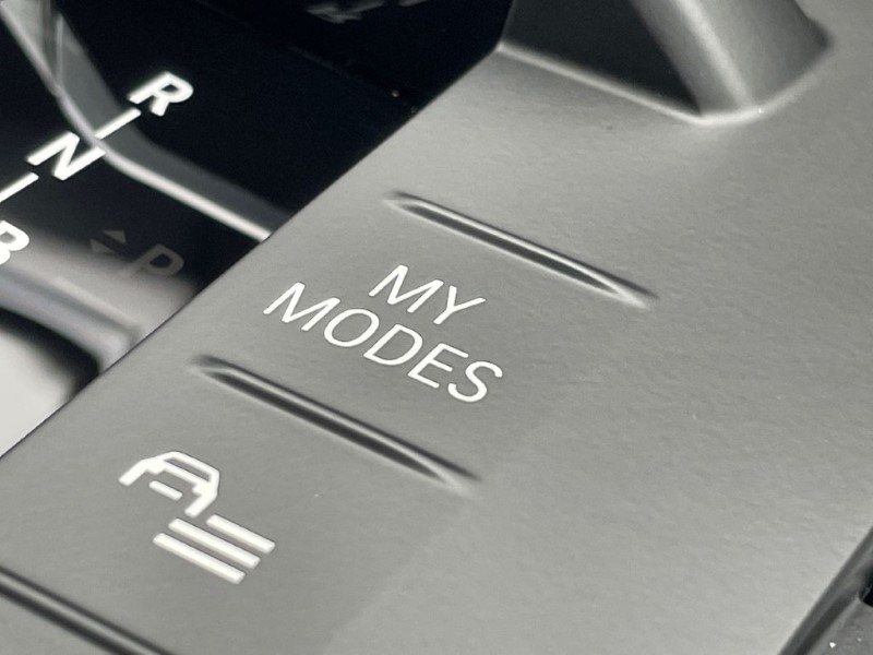 2026 (75) BMW iX1 150kW eDrive20 Shadow Edition 65kWh 5dr Auto 5471786