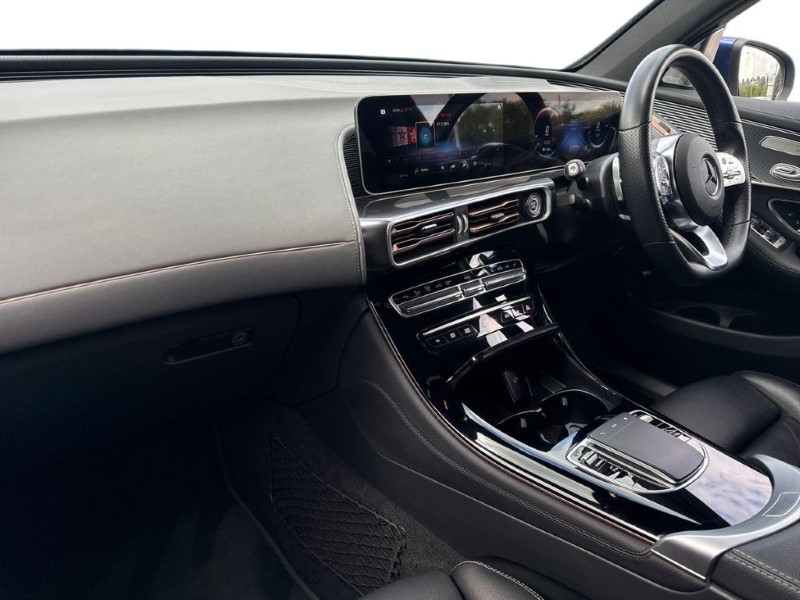 2020 (70) MERCEDES-BENZ EQC 400 300kW AMG Line Premium Plus 80kWh 5dr Auto 5480731