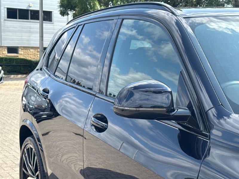 2022 (72) BMW X5 xDrive30d MHT M Sport 5dr Auto 5628527