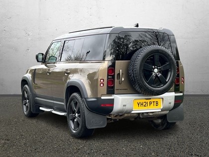 2021 (21) LAND ROVER COMMERCIAL DEFENDER 3.0 D250 Hard Top SE Auto