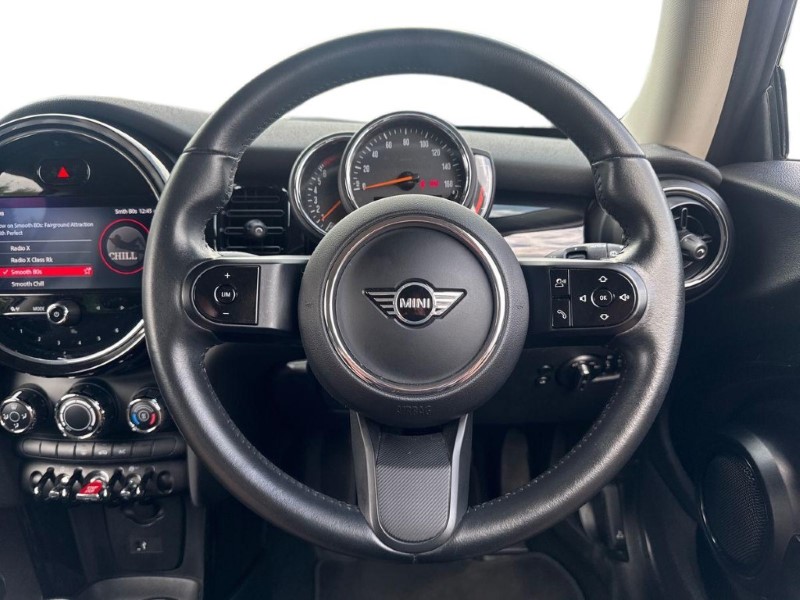 2021 (21) MINI HATCHBACK 1.5 Cooper Classic 3dr 5513463