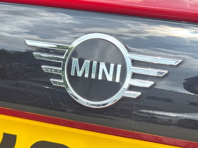 2021 (21) MINI HATCHBACK 1.5 Cooper Classic 3dr 5513495