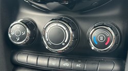 2021 (21) MINI HATCHBACK 1.5 Cooper Classic 3dr 5513485