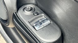 2021 (21) MINI HATCHBACK 1.5 Cooper Classic 3dr 5513480