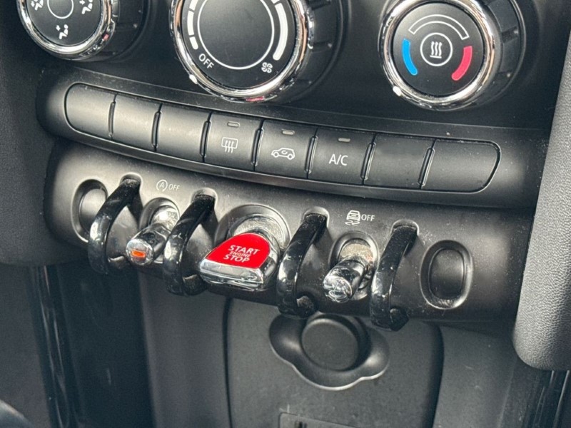 2021 (21) MINI HATCHBACK 1.5 Cooper Classic 3dr 5513477
