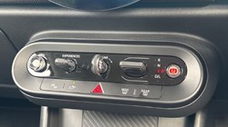2025 (75) MINI COOPER 1.5 C Classic 3dr Auto 5507310