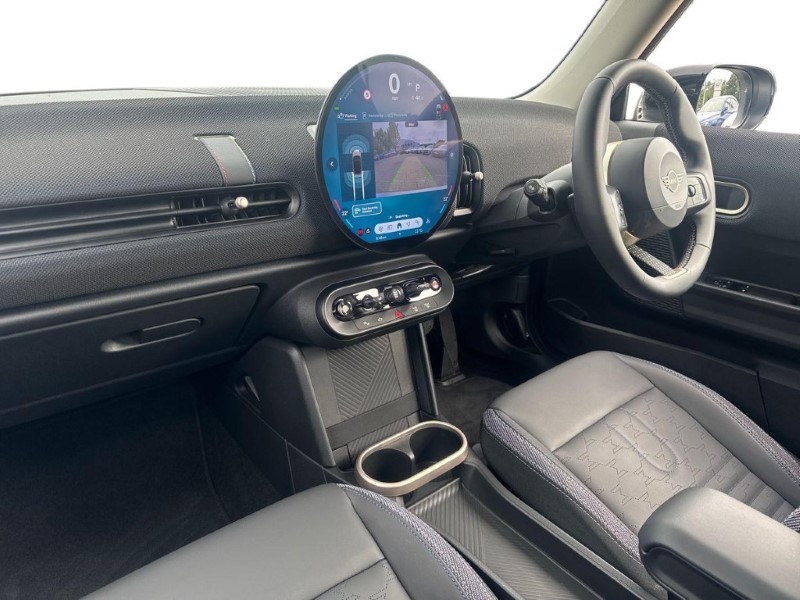 2025 (75) MINI COOPER 1.5 C Classic 3dr Auto 5507307