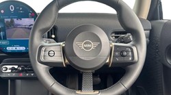 2025 (75) MINI COOPER 1.5 C Classic 3dr Auto 5507305