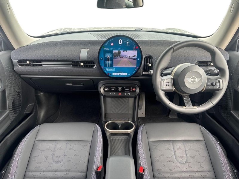 2025 (75) MINI COOPER 1.5 C Classic 3dr Auto 5507304