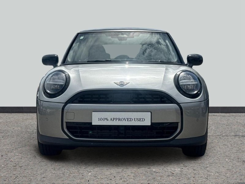 2025 (75) MINI COOPER 1.5 C Classic 3dr Auto 5546976