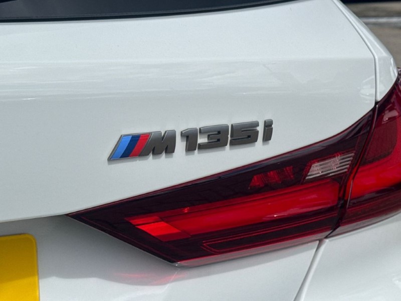 2024 (73) BMW 1 SERIES M135i xDrive 5dr Step Auto 5490099