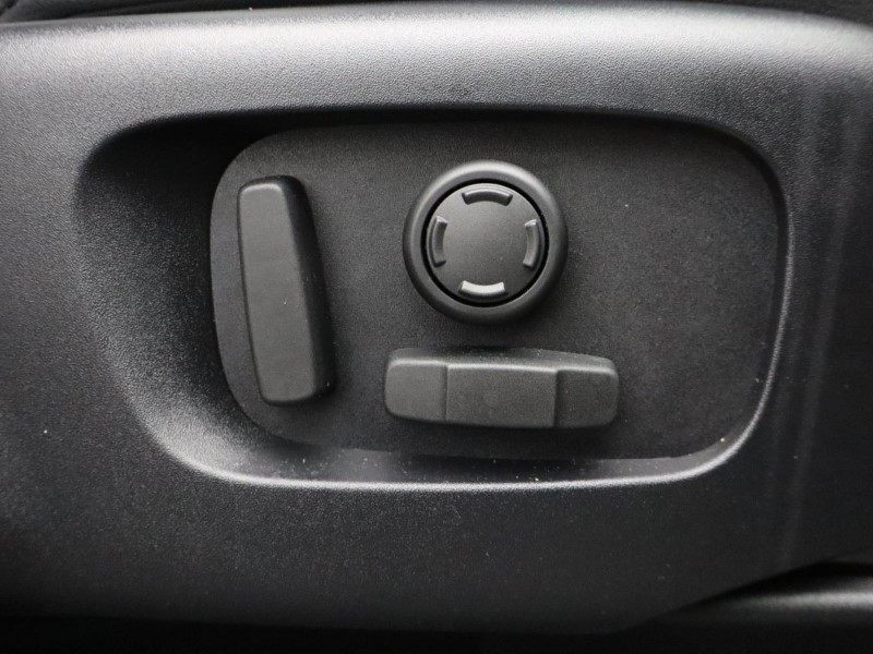 2024 (24) LAND ROVER RANGE ROVER VELAR 2.0 D200 MHEV Dynamic SE 5dr Auto 3543320