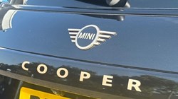 2024 (24) MINI COOPER 1.5 C Classic 3dr Auto 5548643