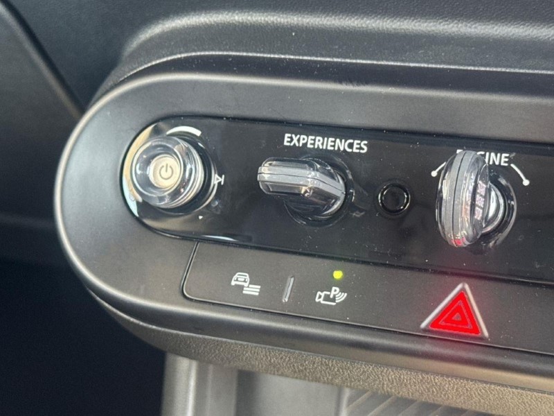 2024 (24) MINI COOPER 1.5 C Classic 3dr Auto 5548616