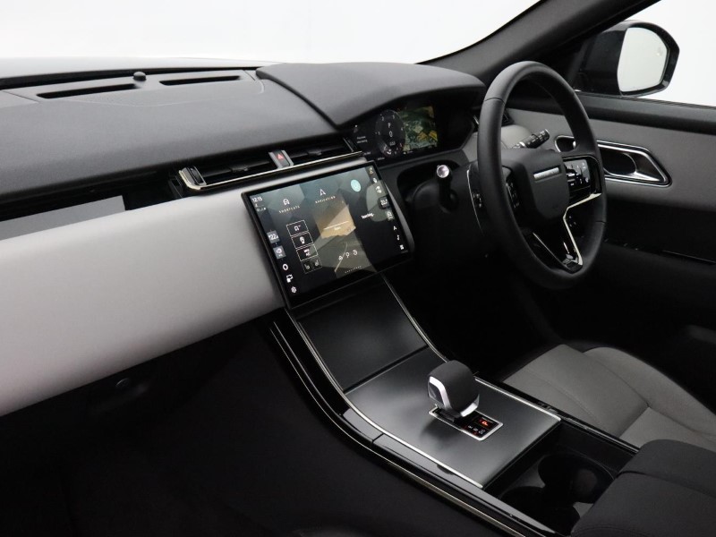 2024 (24) LAND ROVER RANGE ROVER VELAR 2.0 D200 MHEV Dynamic SE 5dr Auto 3543337