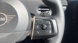 2024 (24) MINI COOPER 1.5 C Classic 3dr Auto 5548615