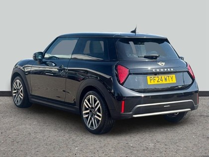 2024 (24) MINI COOPER 1.5 C Classic 3dr Auto