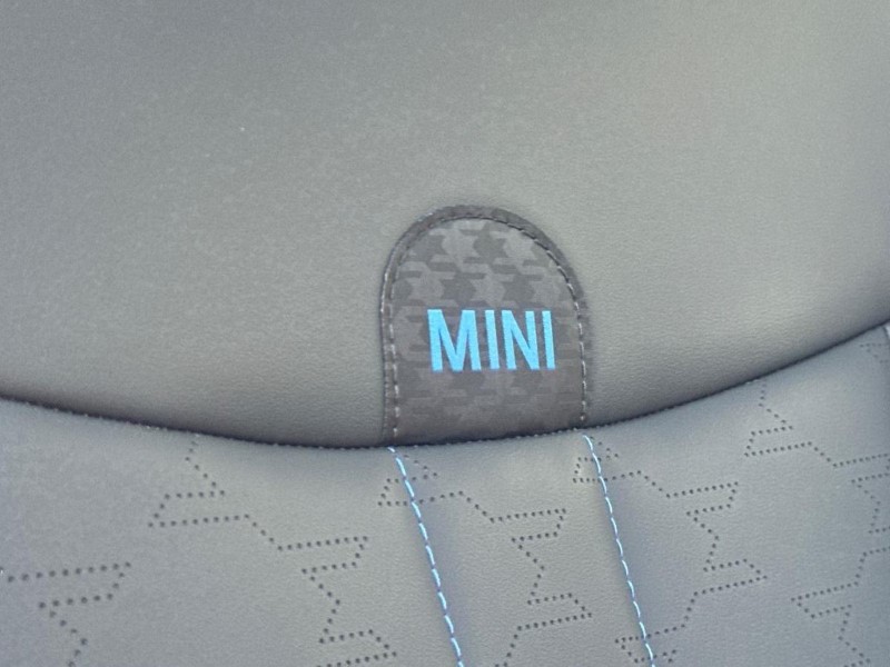 2024 (24) MINI COOPER 1.5 C Classic 3dr Auto 5548636