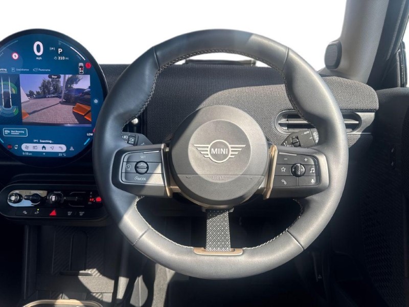 2024 (24) MINI COOPER 1.5 C Classic 3dr Auto 5548602