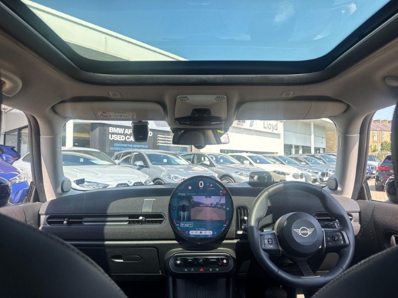 2024 (24) MINI COOPER 1.5 C Classic 3dr Auto 5548618