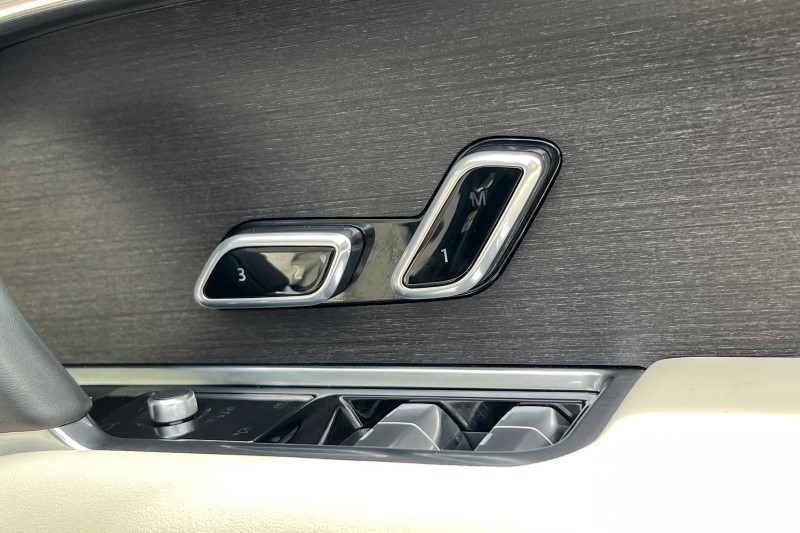 2023 (73) LAND ROVER RANGE ROVER 3.0 P550e Autobiography 4dr Auto 3115389