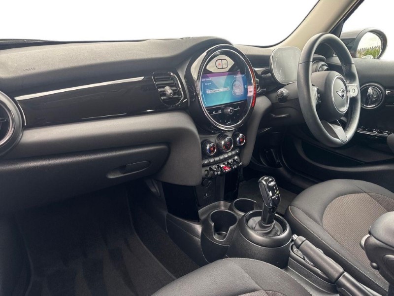 2023 (23) MINI HATCHBACK 1.5 Cooper Classic 5dr 5647608