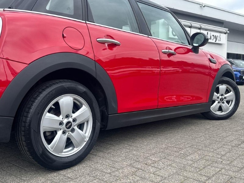 2023 (23) MINI HATCHBACK 1.5 Cooper Classic 5dr 5647645