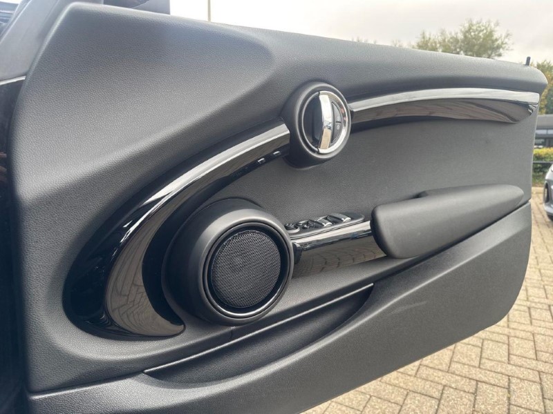 2018 (68) MINI CONVERTIBLE 2.0 Cooper S II 2dr Auto 5721024