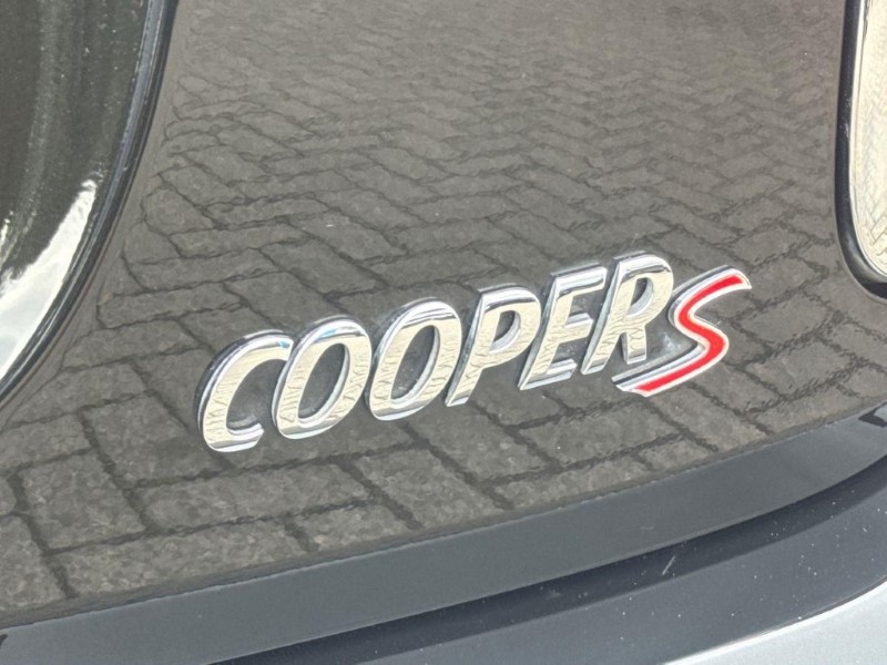 2018 (68) MINI CONVERTIBLE 2.0 Cooper S II 2dr Auto 5721048