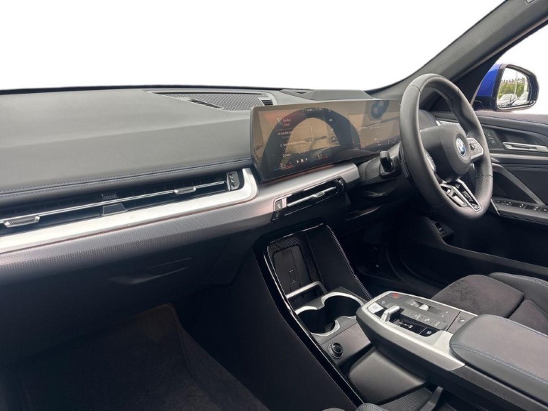 2025 (25) BMW iX1 150kW eDrive20 M Sport 65kWh 5dr Auto 5583815