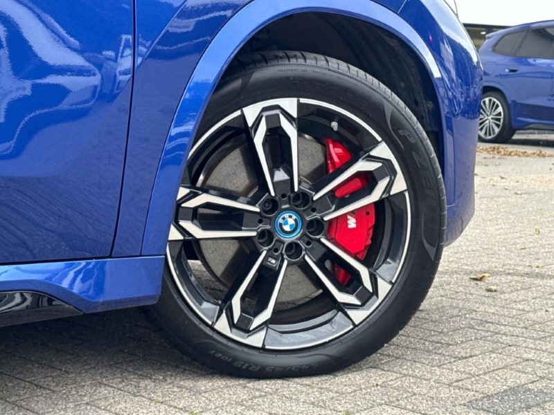 2025 (25) BMW iX1 150kW eDrive20 M Sport 65kWh 5dr Auto 5583856