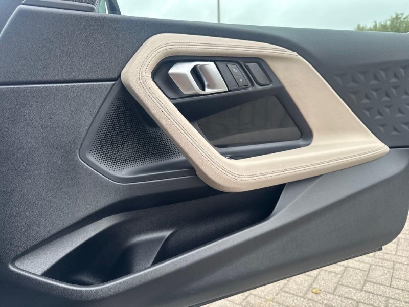 2025 (25) BMW 2 SERIES 220i M Sport 2dr Step Auto 5583778