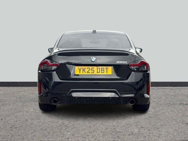 2025 (25) BMW 2 SERIES 220i M Sport 2dr Step Auto 5583772