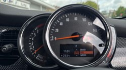 2022 (72) MINI HATCHBACK 1.5 Cooper Exclusive 3dr Auto 5654857