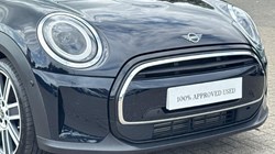 2022 (72) MINI HATCHBACK 1.5 Cooper Exclusive 3dr Auto 5654868
