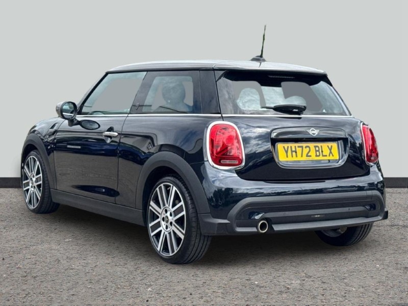 2022 (72) MINI HATCHBACK 1.5 Cooper Exclusive 3dr Auto